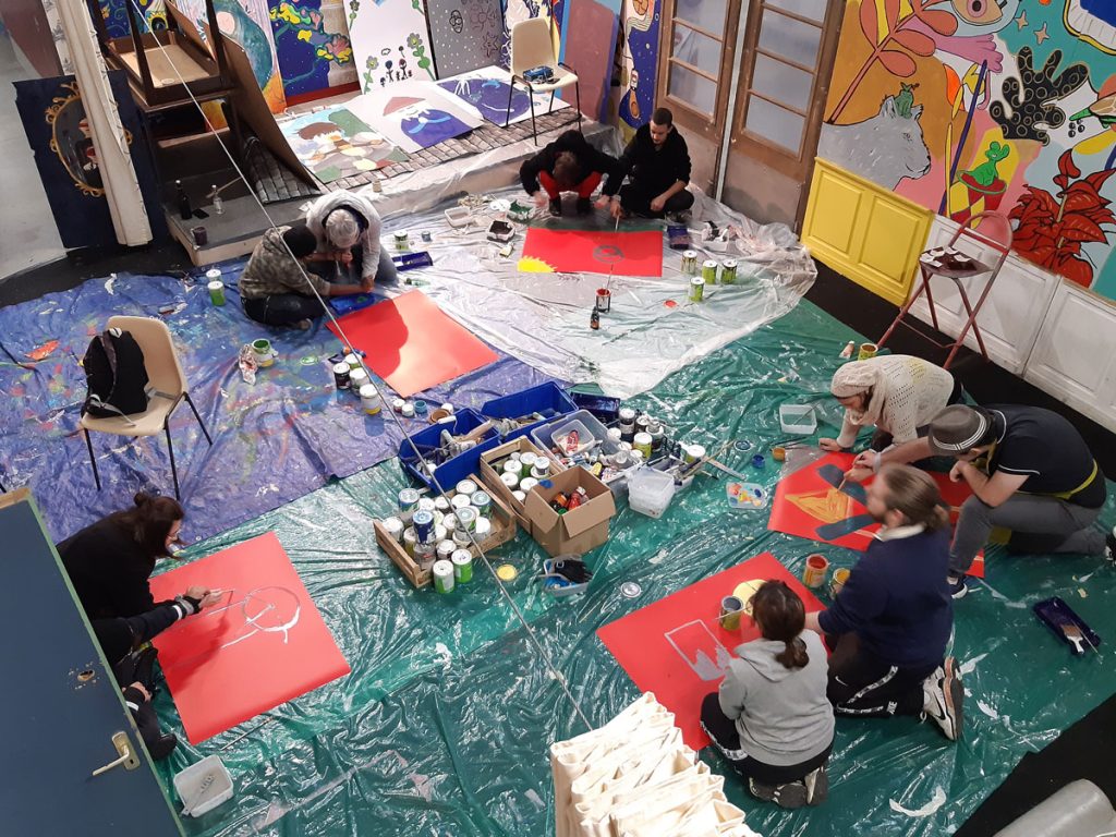 Médiation artistique autour d'une fresque collective pour des jeunes en décrochage scolaire portée par la mission locale