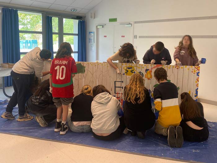 Médiation artistique autour d'une fresque collective pour des jeunes sur 2 jours